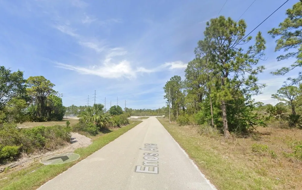 120 Enos Ave Lake Placid, FL 33852
