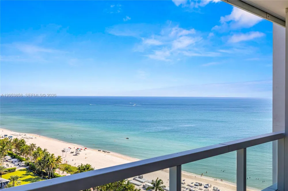 4391 COLLINS AVE #1707 Miami Beach, FL 33140