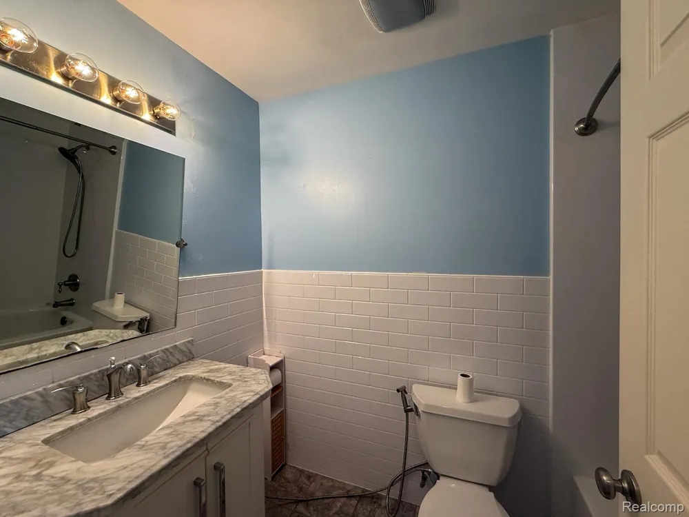 36721 Park Place Drive Sterling Heights City, MI 48310