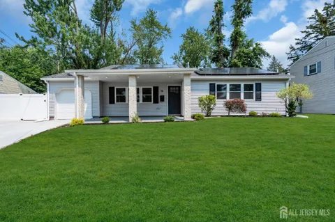 18 Grace Drive