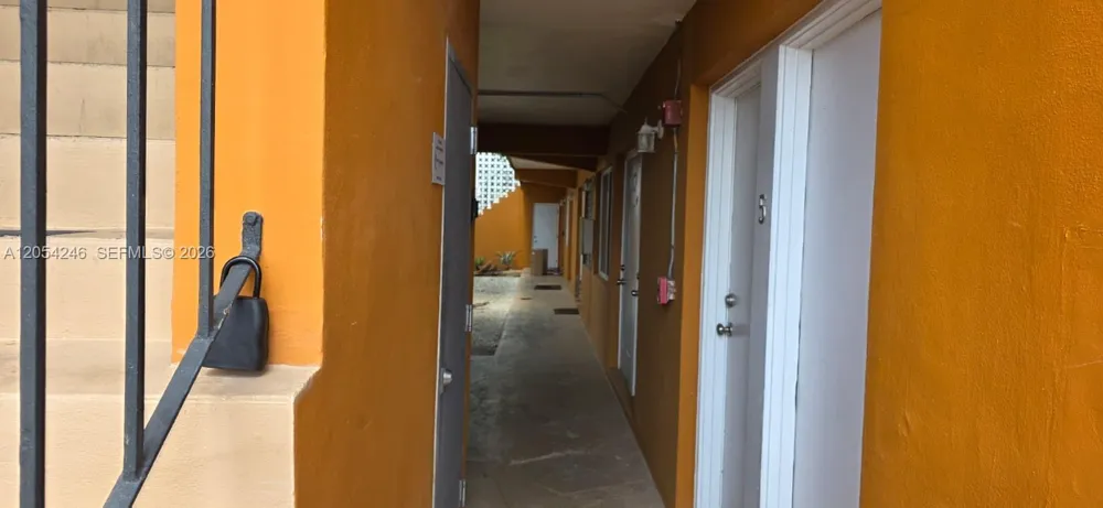 7901 SW 64th Ave #4 South Miami, FL 33143