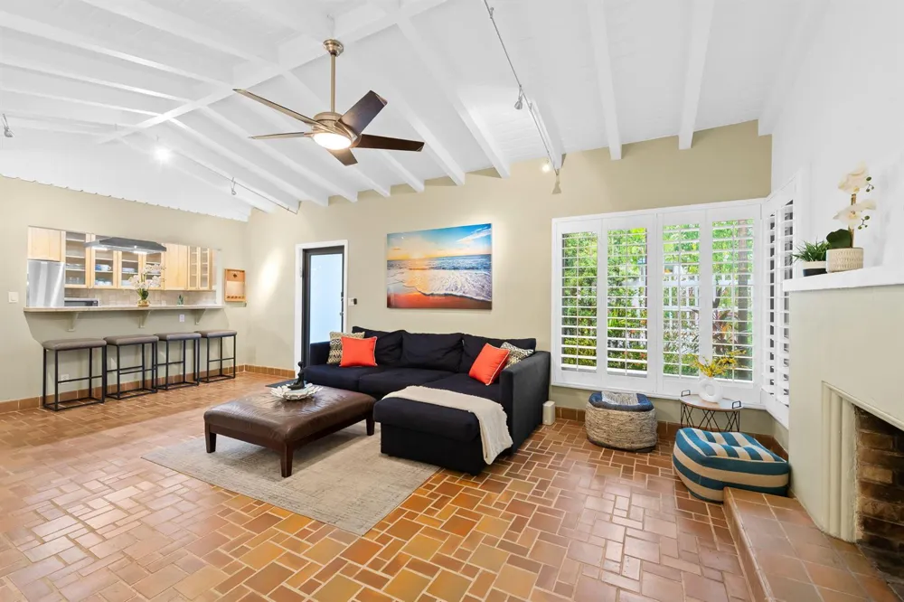222 SE 16th Avenue Fort Lauderdale, FL 33301