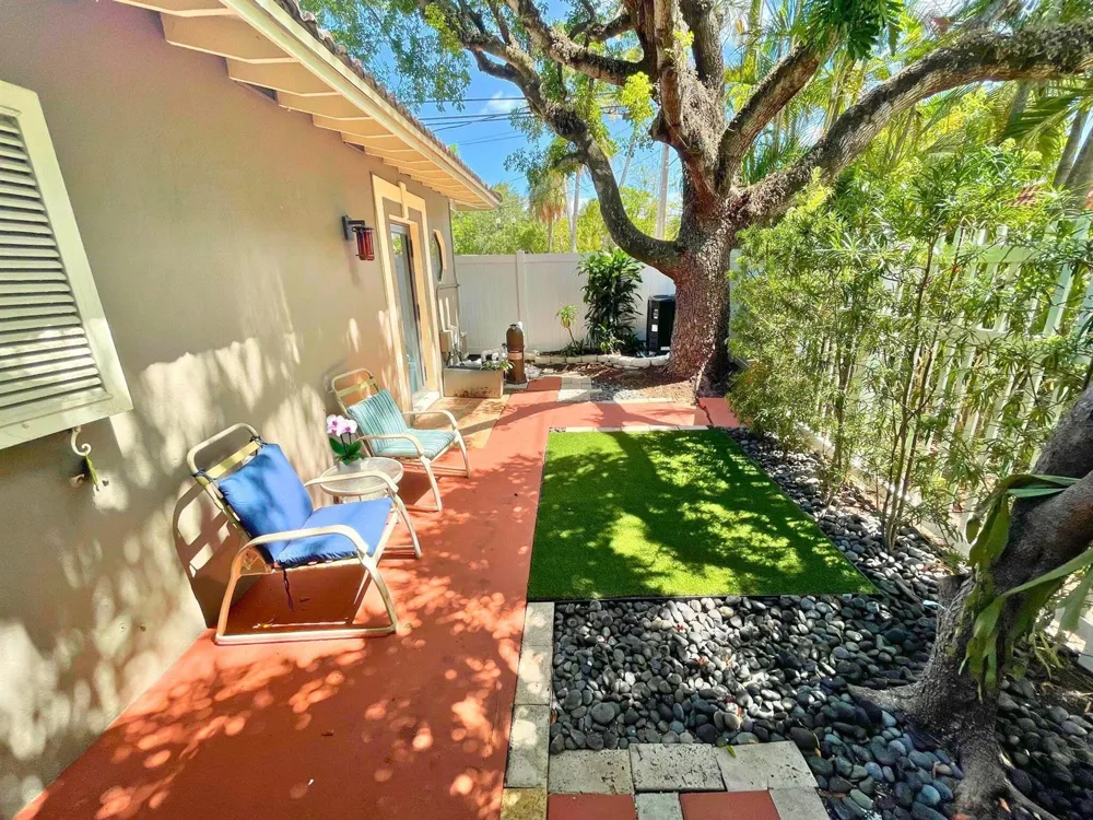 222 SE 16th Avenue Fort Lauderdale, FL 33301