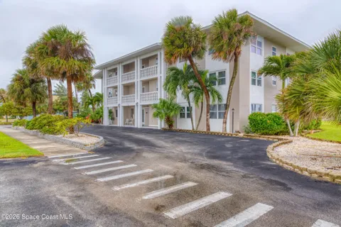 1273 Jimmy Buffett Memorial Highway #211