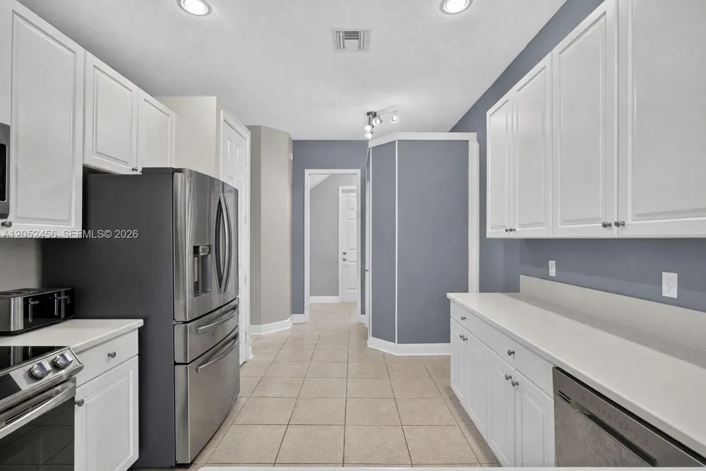 212 Catania Way Royal Palm Beach, FL 33411