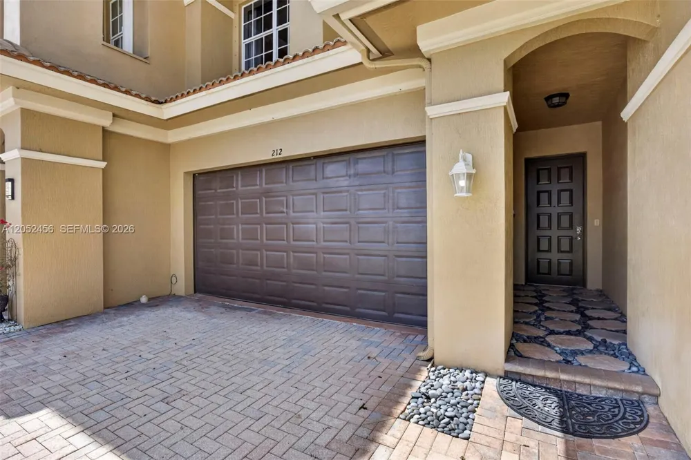 212 Catania Way Royal Palm Beach, FL 33411