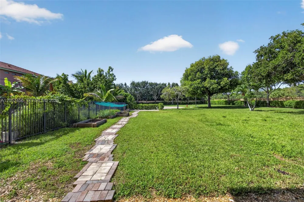 212 Catania Way Royal Palm Beach, FL 33411