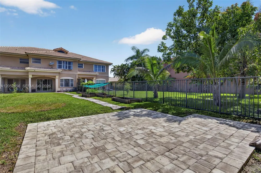 212 Catania Way Royal Palm Beach, FL 33411