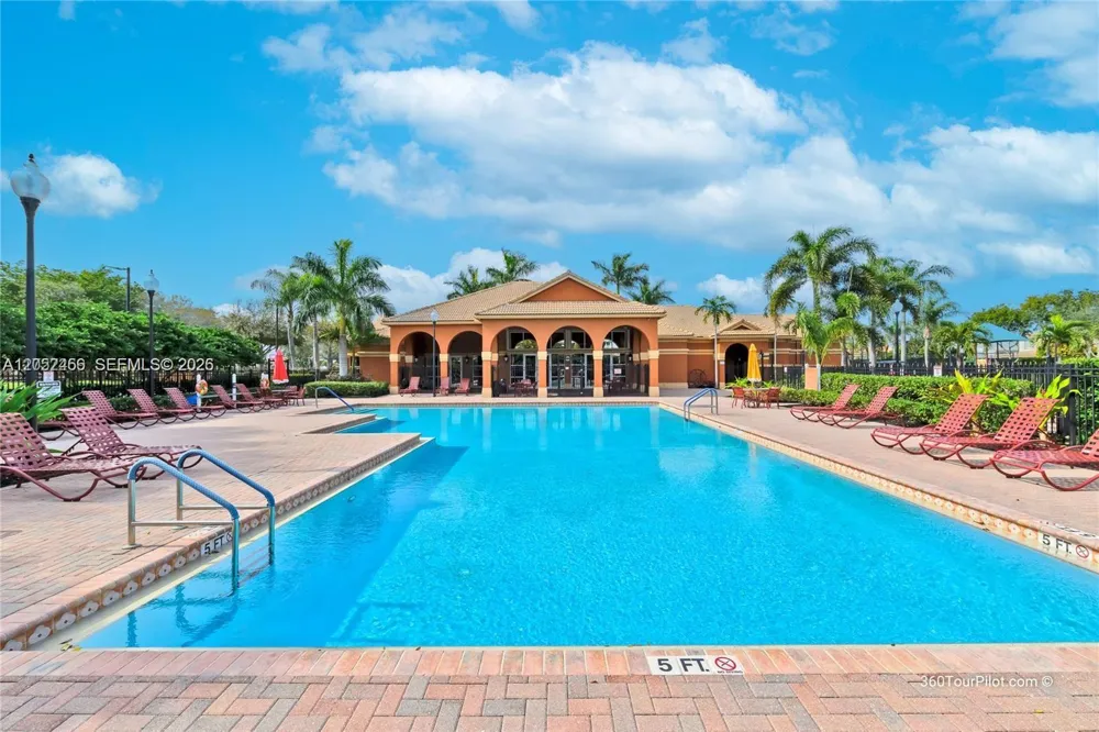 212 Catania Way Royal Palm Beach, FL 33411