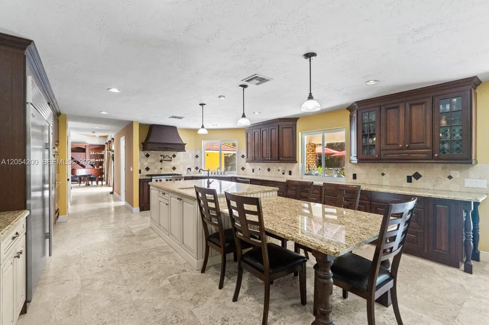 6500 SW 127th Street Pinecrest, FL 33156