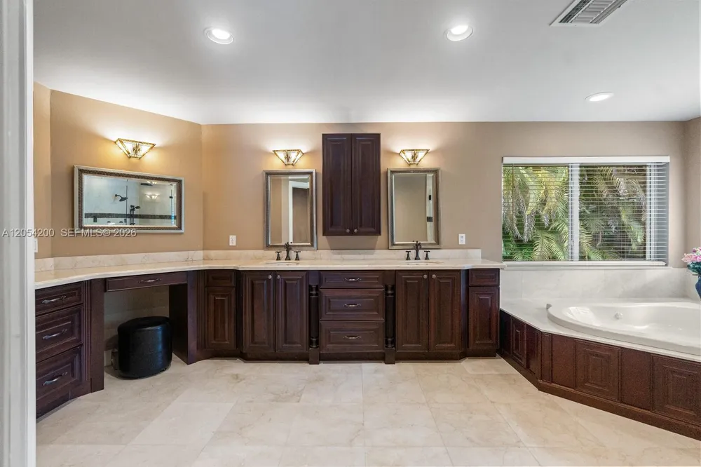 6500 SW 127th Street Pinecrest, FL 33156