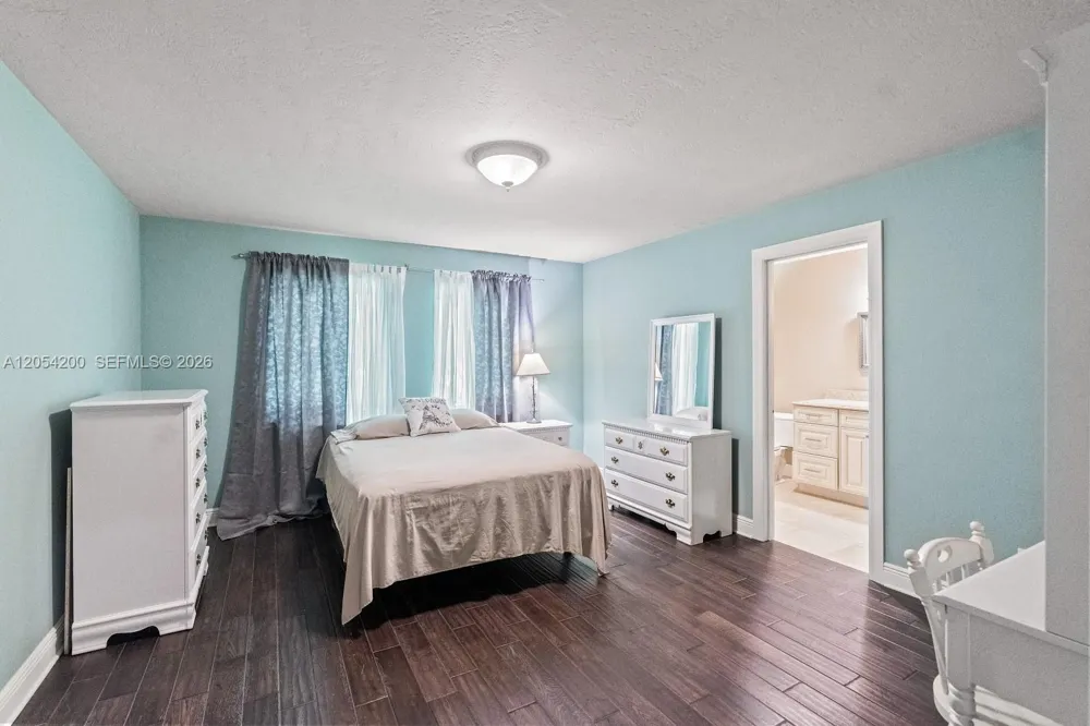6500 SW 127th Street Pinecrest, FL 33156