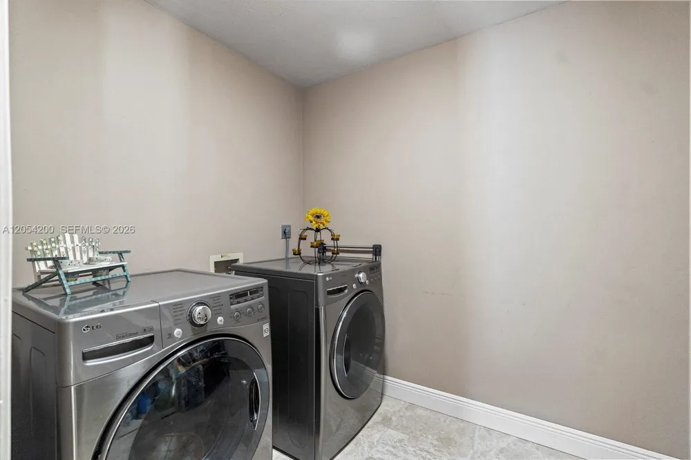 6500 SW 127th Street Pinecrest, FL 33156