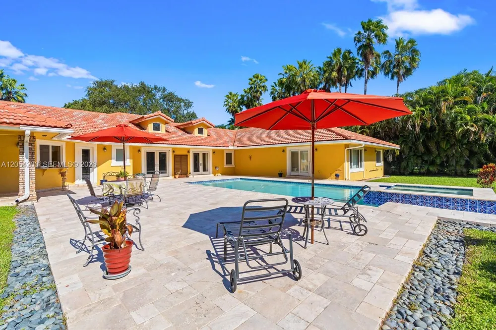 6500 SW 127th Street Pinecrest, FL 33156