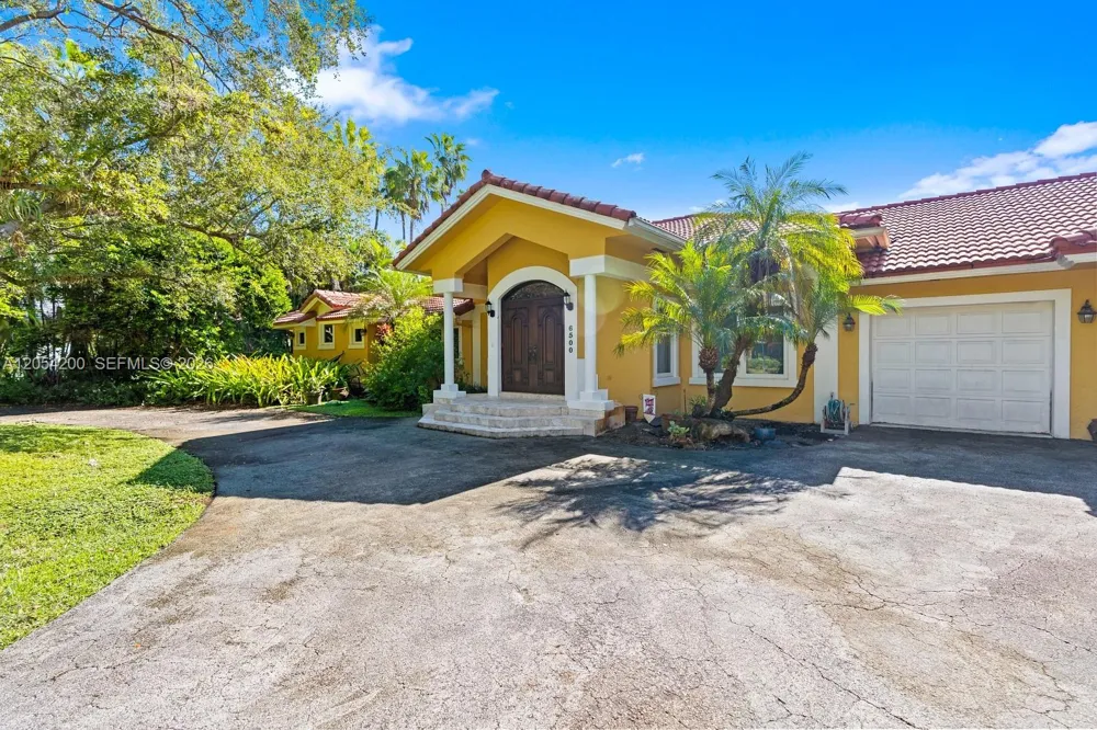 6500 SW 127th Street Pinecrest, FL 33156