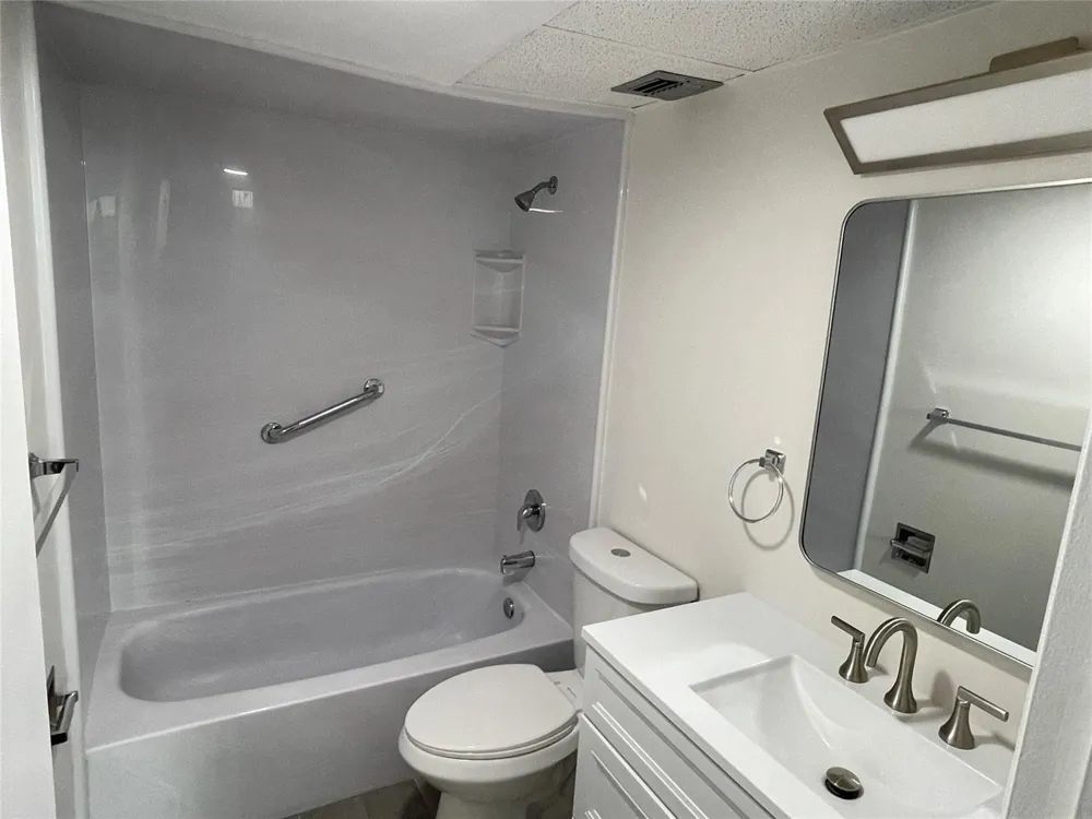 3099 NW 48TH AVENUE #157 Lauderdale Lakes, FL 33313