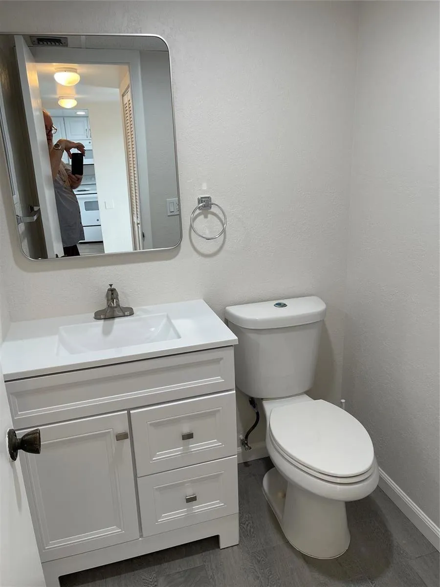 3099 NW 48TH AVENUE #157 Lauderdale Lakes, FL 33313