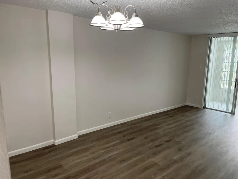 3099 NW 48TH AVENUE #157 Lauderdale Lakes, FL 33313
