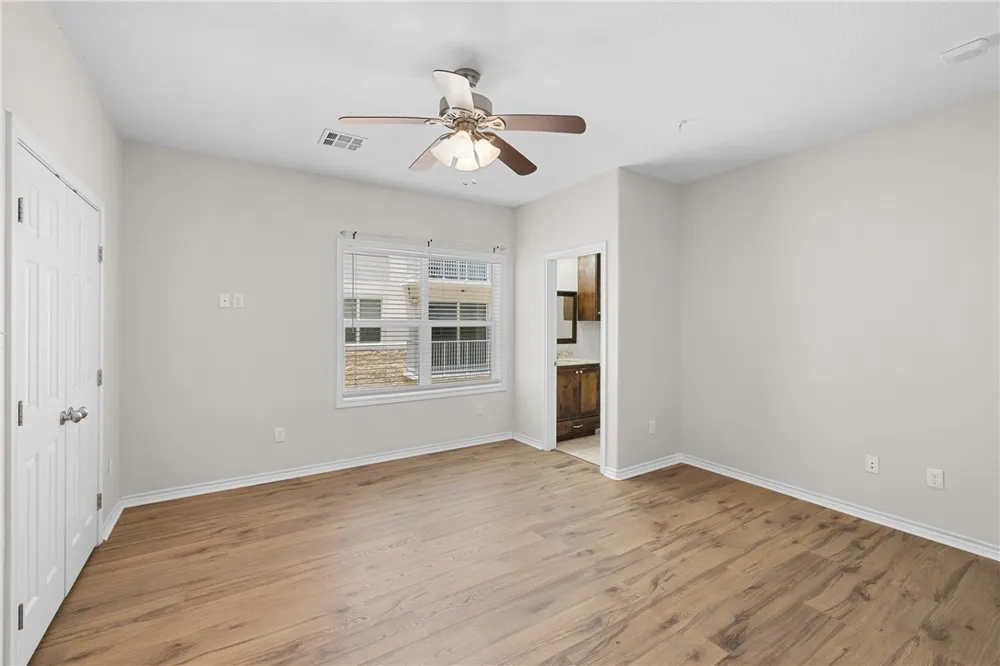307 Boyett Street College Station, TX 77840