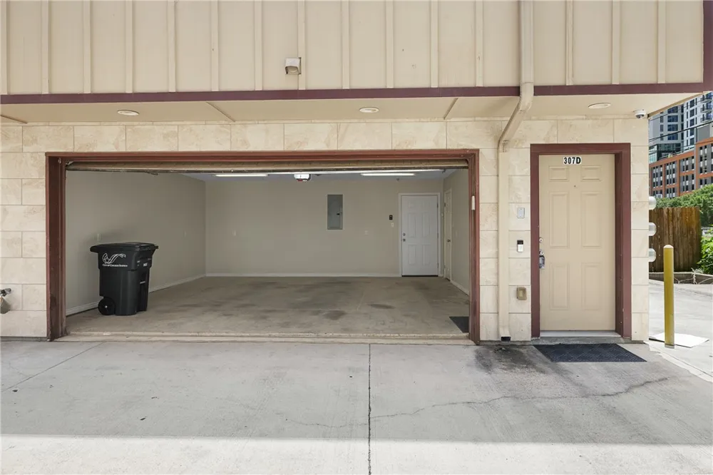307 Boyett Street College Station, TX 77840