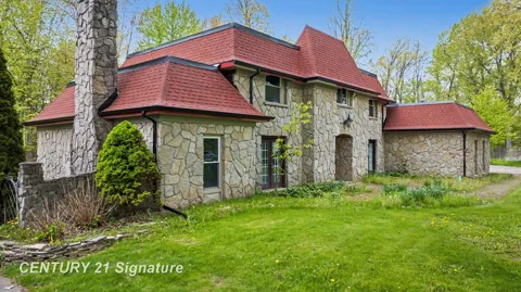 3463 Highland Drive