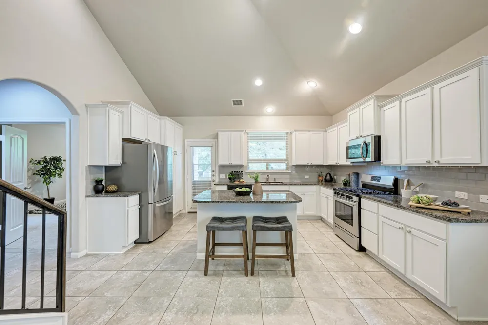 2625 Bowen Street Leander, TX 78641