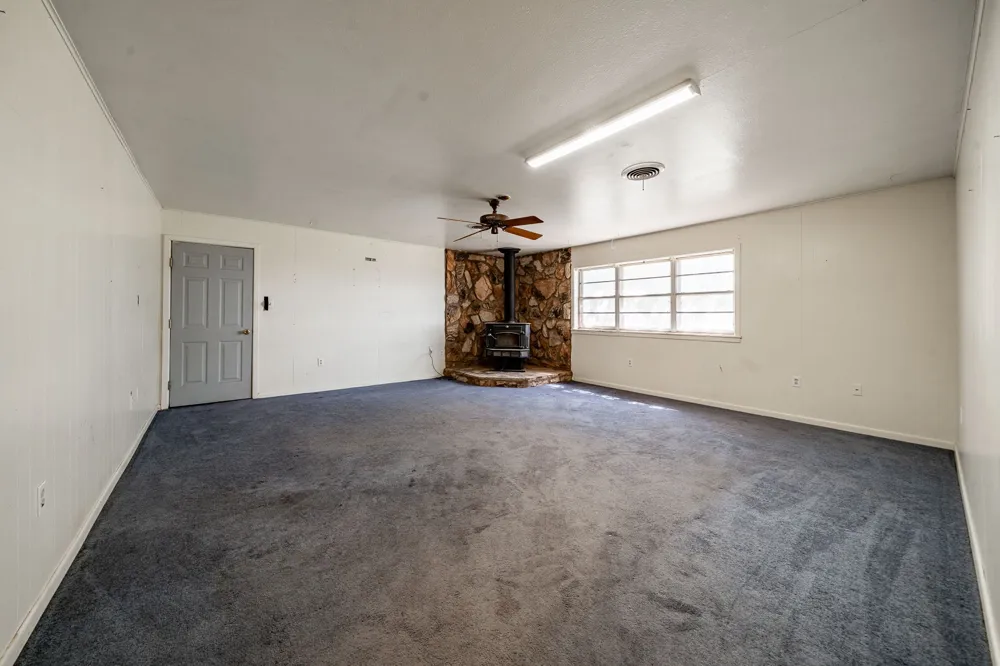 1105 County Road 345 Rotan, TX 79546