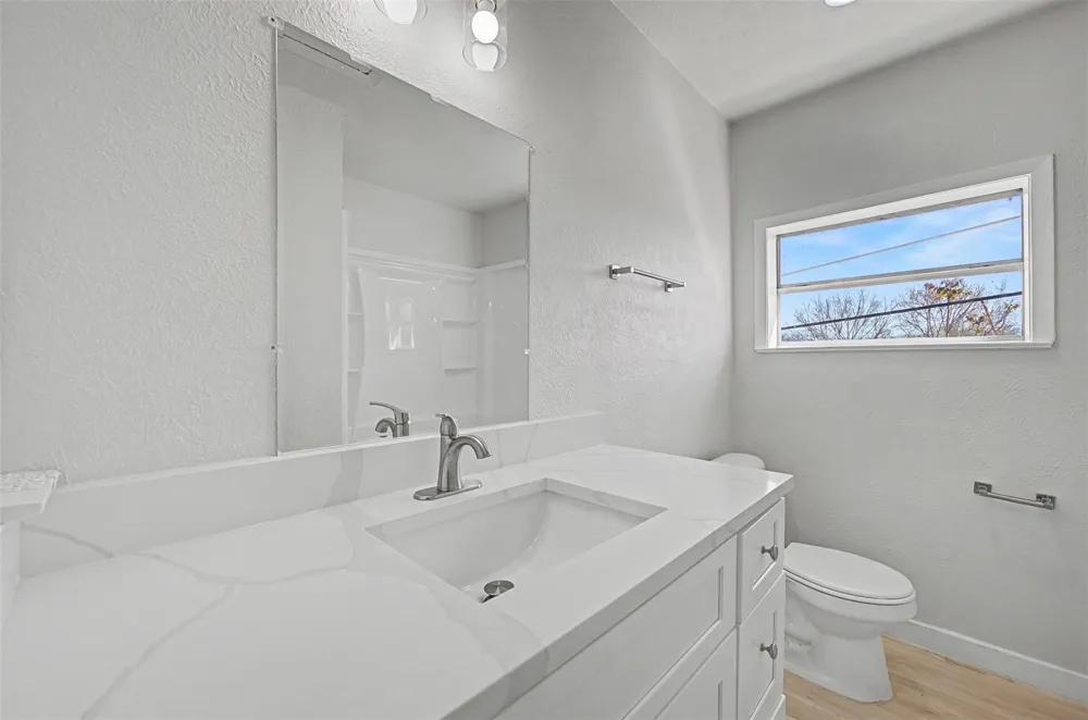 9021 White Settlement Road #D White Settlement, TX 76108