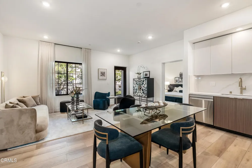 139 S Oak Knoll Avenue #402 Pasadena, CA 91101