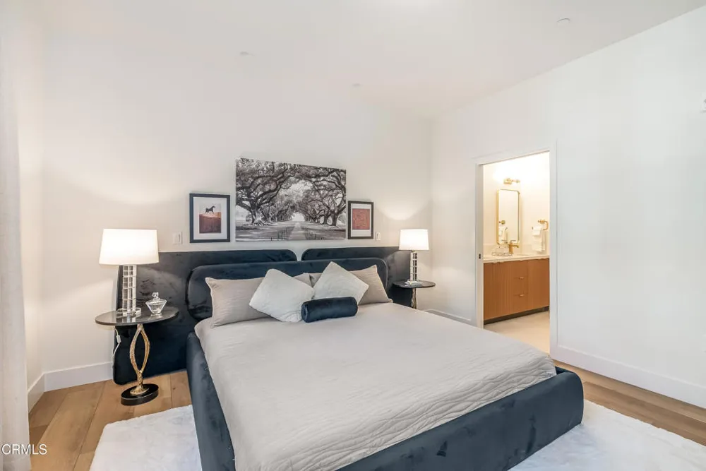 139 S Oak Knoll Avenue #402 Pasadena, CA 91101