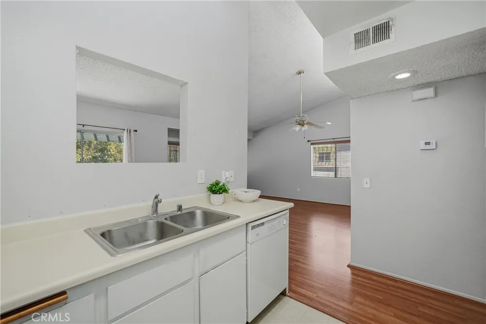 8482 Spring Desert #H Rancho Cucamonga, CA 91730