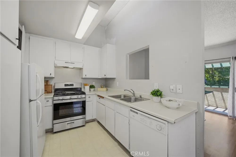 8482 Spring Desert #H Rancho Cucamonga, CA 91730