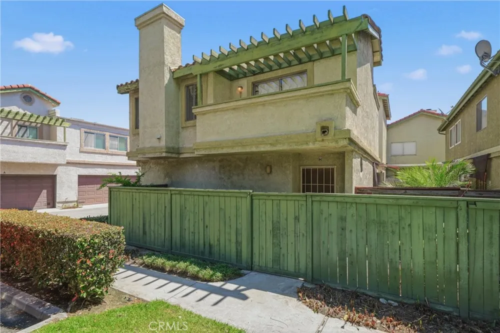 8482 Spring Desert #H Rancho Cucamonga, CA 91730