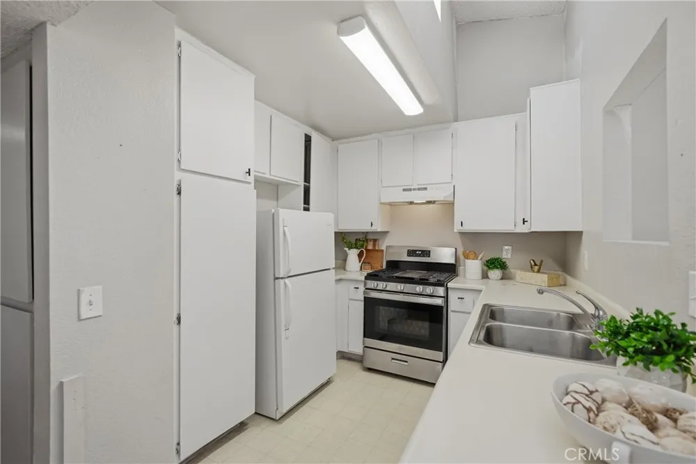8482 Spring Desert #H Rancho Cucamonga, CA 91730