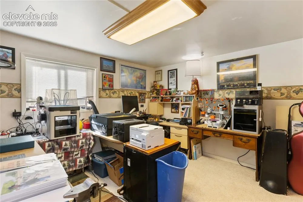 5853 W Highway 24 Divide, CO 80814