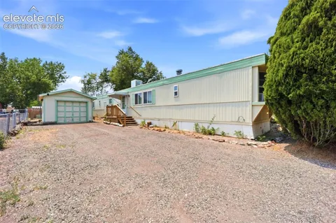 96 E Kipling Drive