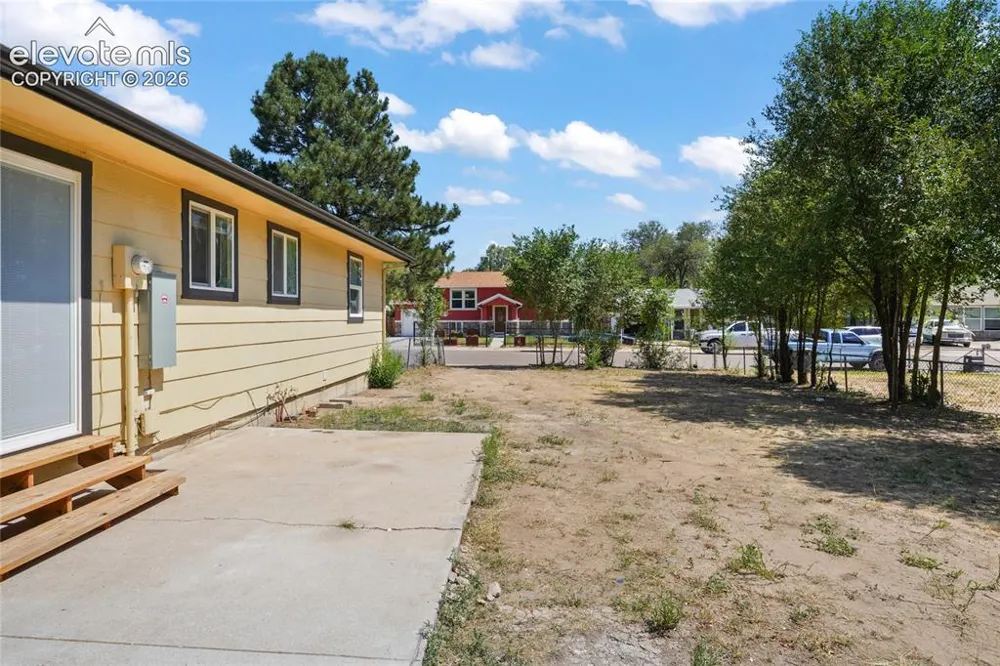 1438 Keith Drive Colorado Springs, CO 80916