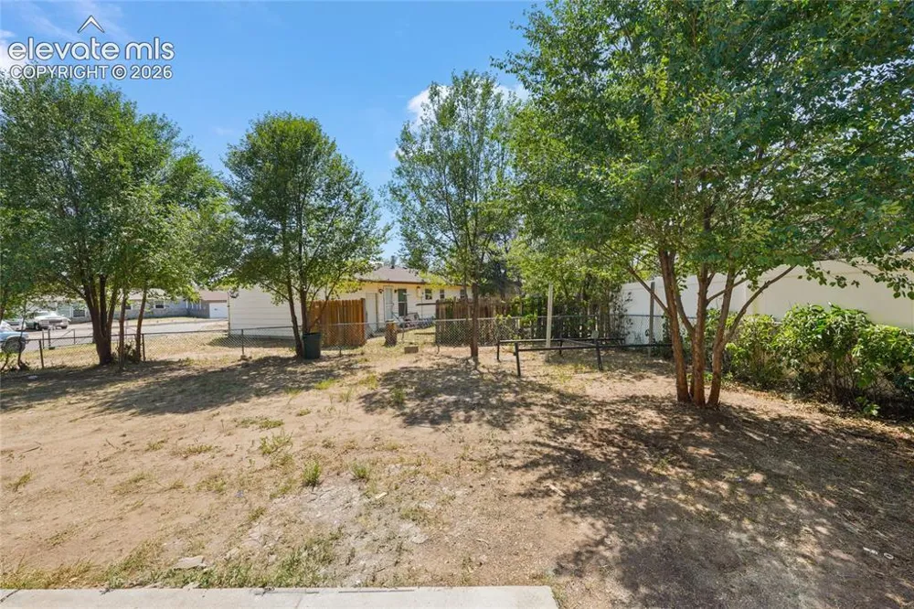 1438 Keith Drive Colorado Springs, CO 80916