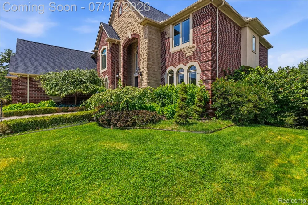 48554 STONERIDGE DRIVE Northville Township, MI 48168