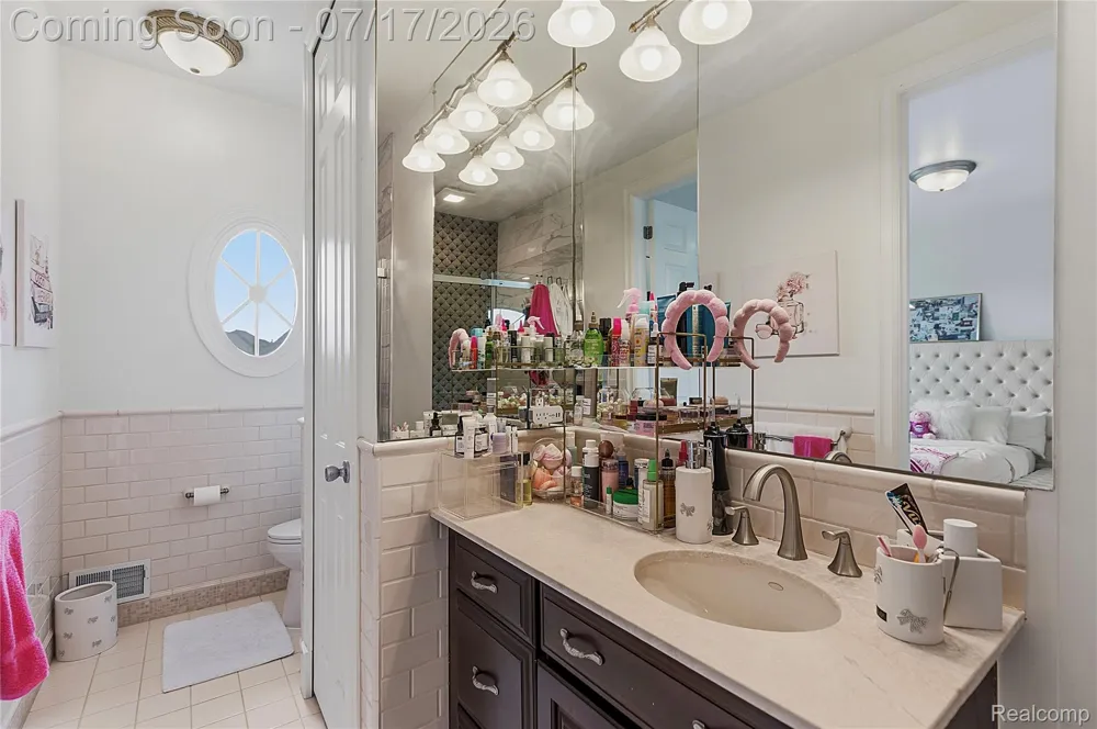 48554 STONERIDGE DRIVE Northville Township, MI 48168