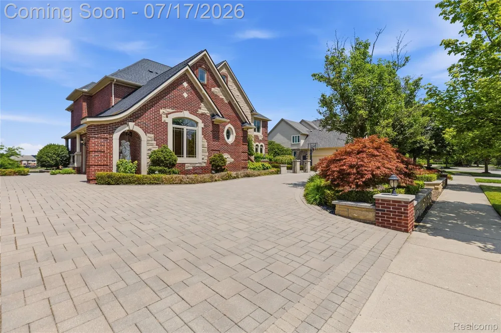 48554 STONERIDGE DRIVE Northville Township, MI 48168
