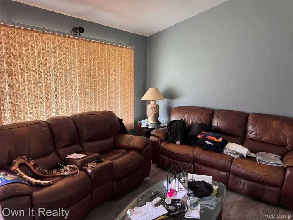 30072 Cherry Hill Road Garden City City, MI 48135
