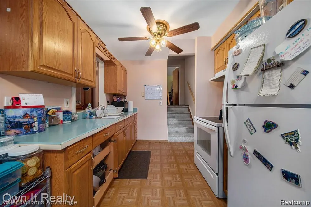 30072 Cherry Hill Road Garden City City, MI 48135