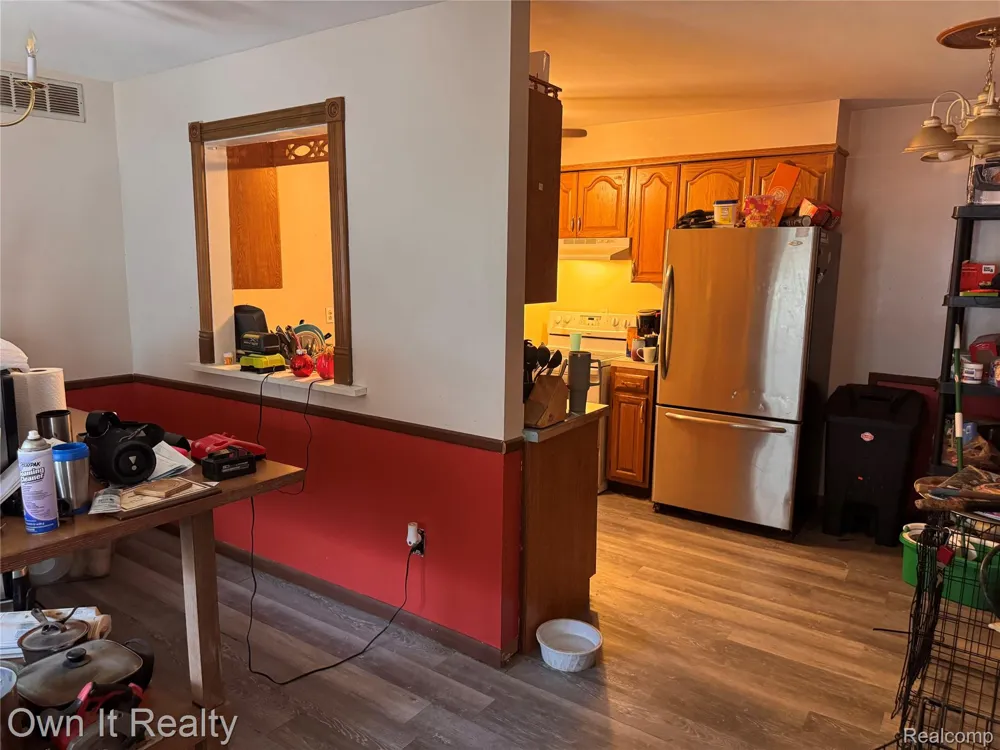 30072 Cherry Hill Road Garden City City, MI 48135