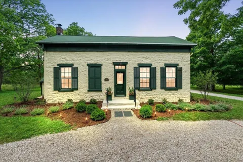 1575 Earhart Road