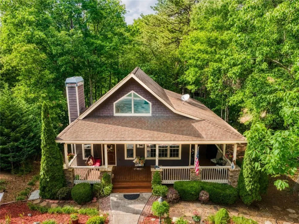 925 Zeppelin Strasse Helen, GA 30545