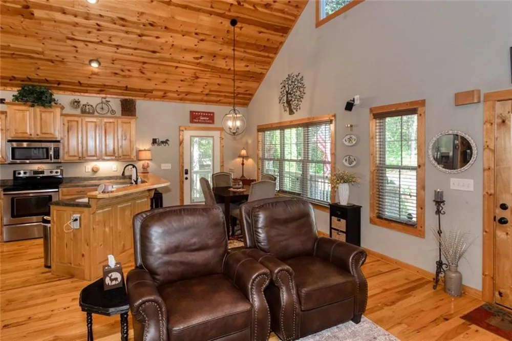925 Zeppelin Strasse Helen, GA 30545