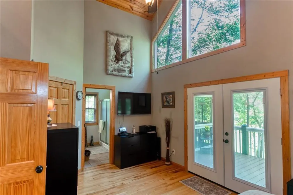 925 Zeppelin Strasse Helen, GA 30545
