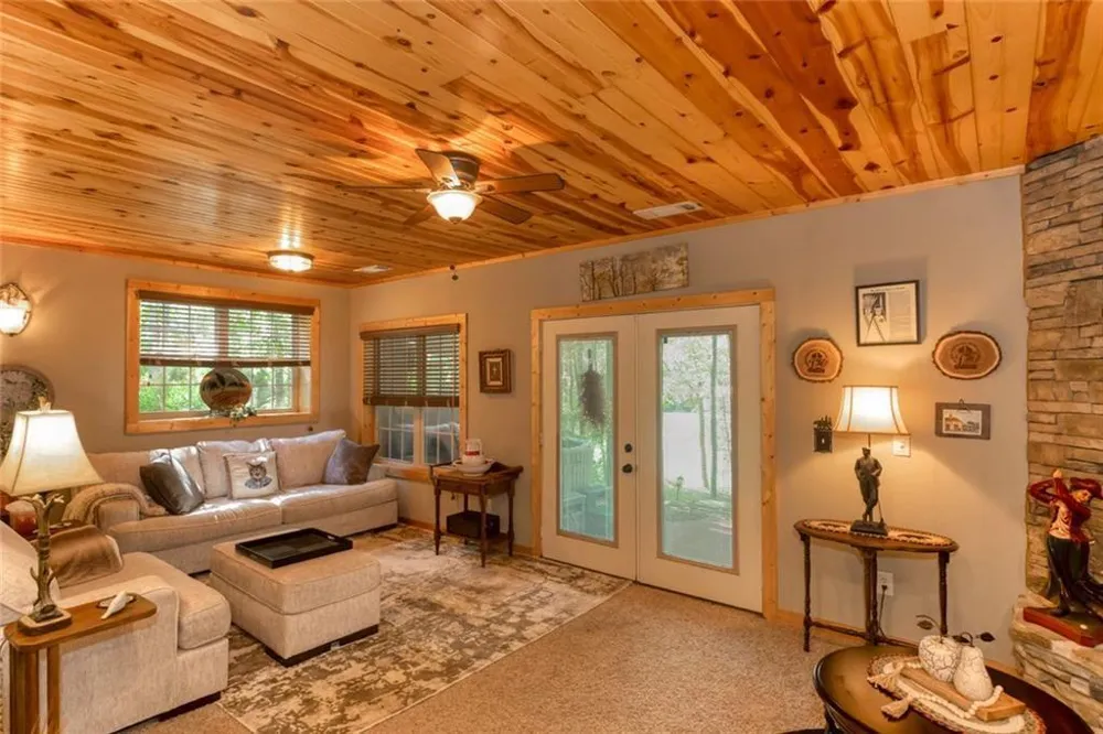 925 Zeppelin Strasse Helen, GA 30545