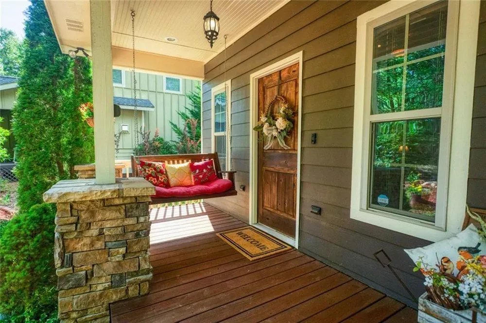 925 Zeppelin Strasse Helen, GA 30545